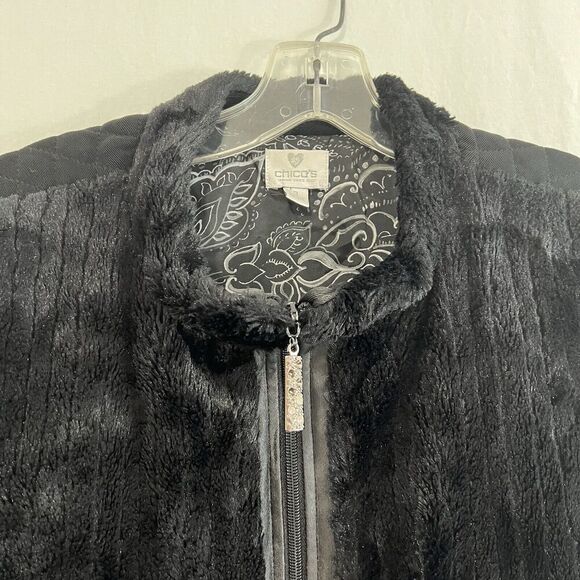 Chico’s Women’s Black Faux Fur Full Zip Vest Size 3 US XL Quilted Back - Picture 2 of 9